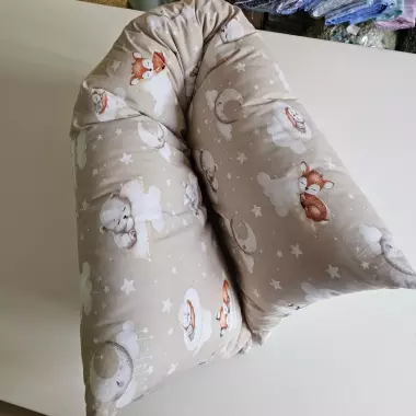 Polštář pro spaní na boku spící zvířata