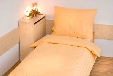 Povlečení Atlas gradl 140x200, 70x90cm Sytě žluté Povlečení Atlas gradl 140x200, 70x90cm Sytě žluté