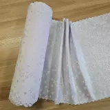 Vánoční běhoun stříbrné hvězdy na bílé cena za 1 metr