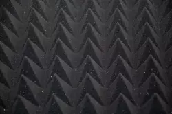 Akustická pěna molitan100x50x7 cm jehlany